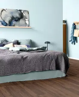 EGGER Nature sense classic 32 Orech warmia hnedý EL1307