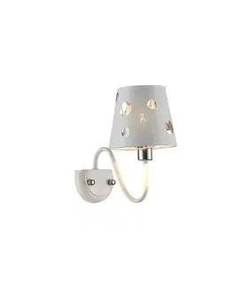 Nástenná lampa Batley Ledea s otvormi v bielej farbe