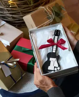 Prstová gitara