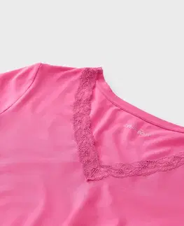 Nočná košeľa s čipkovaným lemom