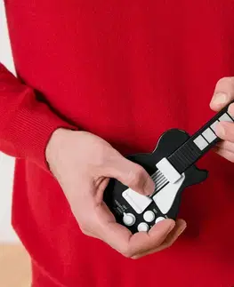 Prstová gitara