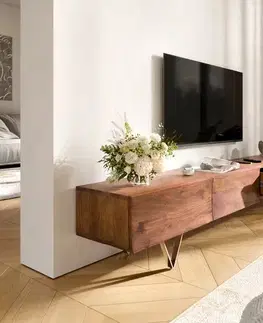 DELIFE TV stolík Wyatt 220 cm akácia hnedá 4 zásuvky podstava v tvare V nerezová oceľ