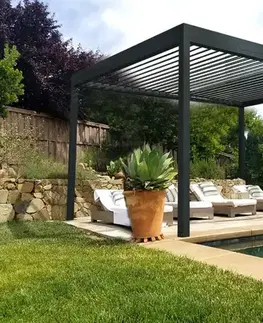 Bioklimatická pergola 3x3 m BIOCLIMATIC 33 Lanitplast