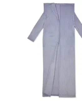 Hebká deka s rukávmi