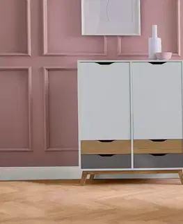Čalúnená stolička, svetlosivá