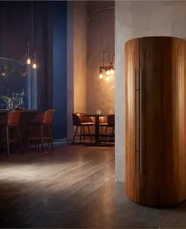 DELIFE Barová skriňa Tulsa 80x190 cm akácia prírodná LED osvetlenie vínna skriňa