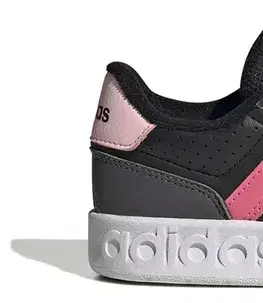 Adidas Breakbase K Veľkosť: 34 EUR