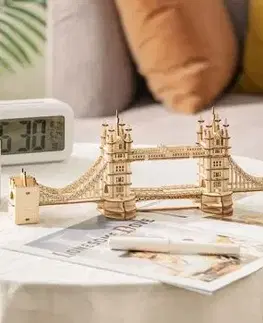 Drevené 3D Puzzle Tower Bridge s LED osvetlením