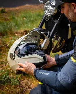 W-TEC Biscaia čierna- lesk - S (55-56)