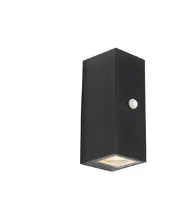 Nástenná lampa čierna 2 svetlá IP44 s pohybovým senzorom - Baleno