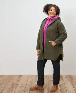 Plyšový kabát v oversize štýle