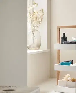 Stojací regál