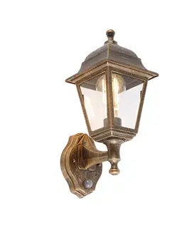 Antická nástenná lampa zlatá IP44 s detektorom pohybu - Capital