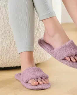 Šľapky na lakovanie a uvoľnenie