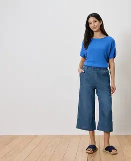 Džínsy v štýle culottes