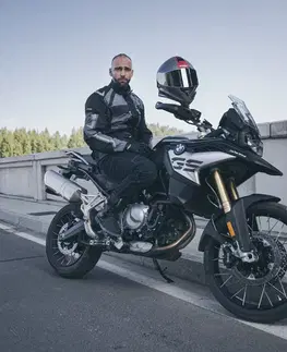 W-TEC Quartzo čierna - 37