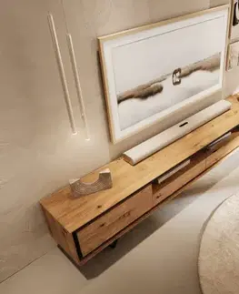 DELIFE TV stolík Stonegrace 240 cm dub prírodná 2 dvierka 1 priehradka 2 zásuvky kamenná dyha podstava v tvare V kov čierna