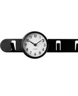 Nástenný vešiak s hodinami Balvi Clock In čierny