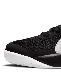 Nike Team Hustle D 10 FlyEase Big Kids Veľkosť: 28,5 EUR