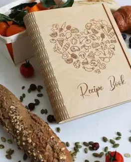 Drevený zápisník na recepty Srdiečko - Interess