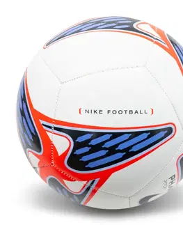 Nike Phantom Pitch Veľkosť: size: 5