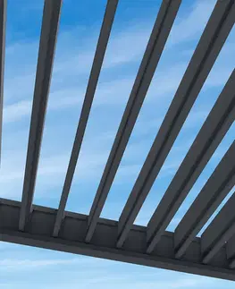 Bioklimatická pergola INTRO PLUS 4x3 m k stene Rojaplast