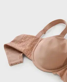 Podprsenka s kosticami
