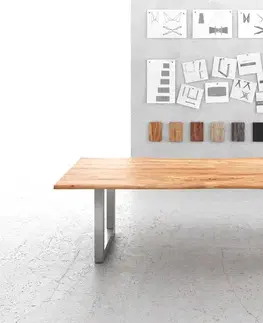 DELIFE Jedálenský stôl Edge 240x100 cm akácia prírodná nerezová oceľ široký Live-Edge