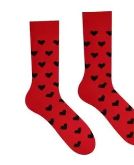 Unisex ponožky Malé srdiečka červené HestySocks (veľkosť: 35-38)