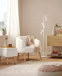 Kreslo z buklé s drevenými nožičkami