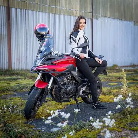 W-TEC Wombutta čierna - S