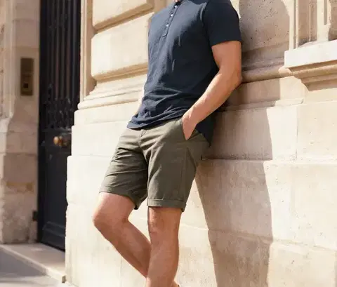 Šortky chino, kaki
