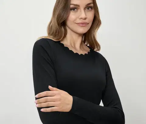 Tričko s vlnitým lemom, čierne