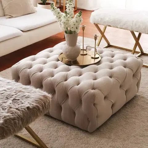Taburetka Chester Cream