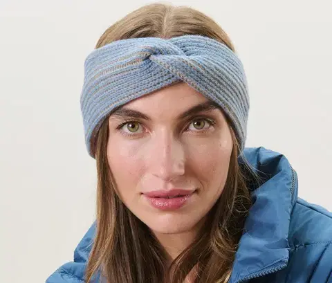 Pletená čelenka