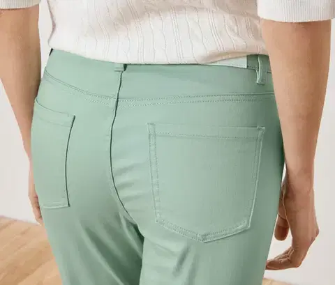 Bootcut džínsky – strih »Lou«, zelené
