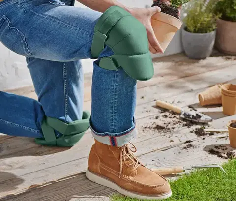 Chrániče kolien na záhradnícke práce