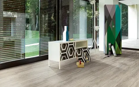 PARADOR Basic 30 Dub pastelovo sivý štruktúra dreva 1513441