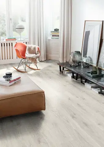 EGGER Basic 31 Dub zermatt svetlý EL2023