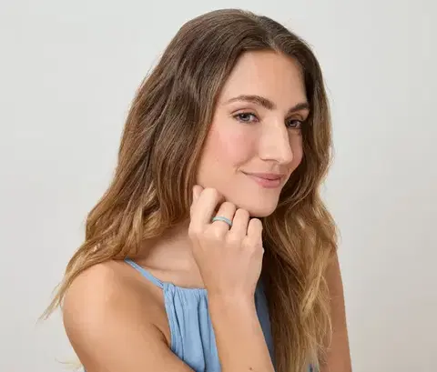 Prsteň pavé, modrý