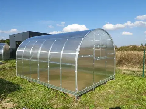 Skleník LUCIUS polykarbonát 6 mm Lanitplast