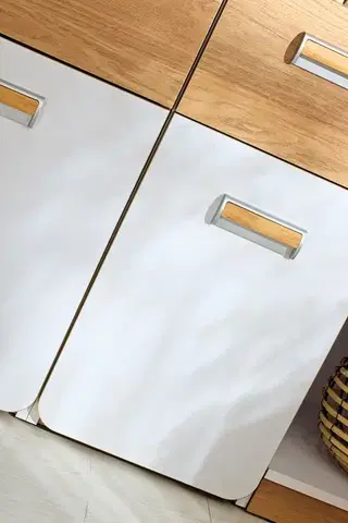 Dolmar Regál CORNETO  L3