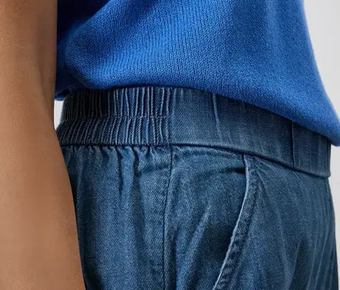 Džínsy v štýle culottes
