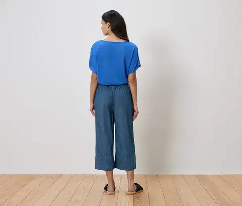 Džínsy v štýle culottes