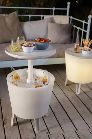 Záhradný stolík COOL BAR Keter